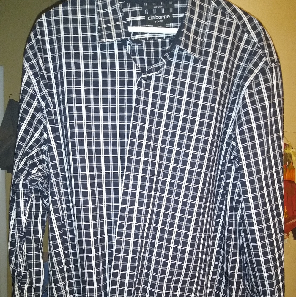 Long sleeve dress shirt